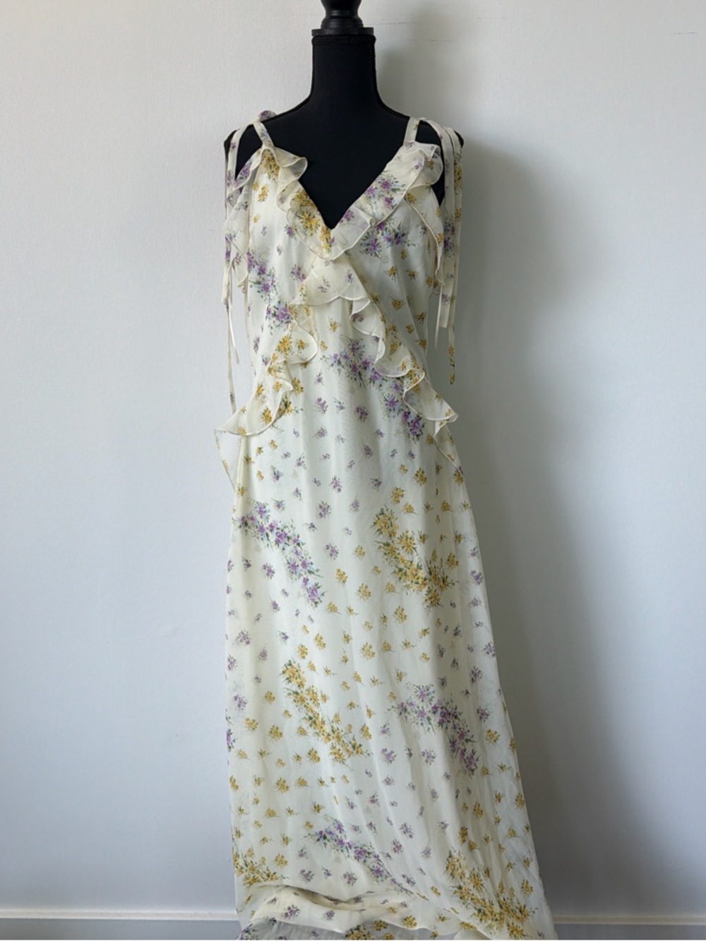 Steve Madden Cream Floral Ruffle Maxi Dress